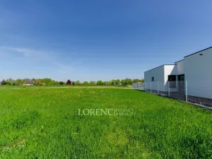 Prodej pozemku, Praha - Kbely, Ponikelská, 707 m2