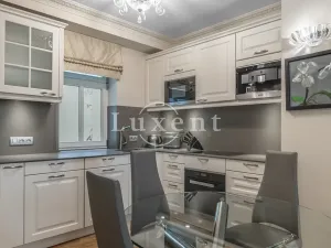 Prodej bytu 3+kk, Karlovy Vary, Vřídelní, 105 m2