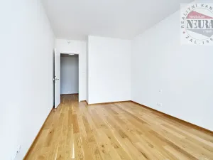 Pronájem bytu 2+kk, Praha - Holešovice, Jankovcova, 65 m2
