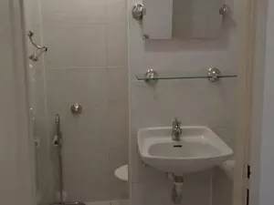 Pronájem bytu 1+kk, Praha - Kamýk, Imrychova, 35 m2