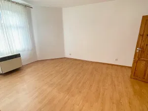 Pronájem bytu 2+kk, Praha - Michle, Pobočná, 44 m2