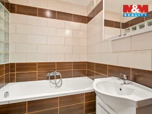 Pronájem bytu 2+1, Ústí nad Labem - Bukov, Kosmonautů, 53 m2