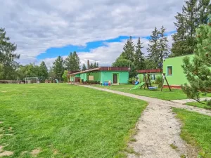 Prodej ubytování, Staré Křečany - Valdek, 1670 m2