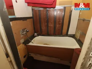 Prodej bytu 2+1, Sokolov, Křižíkova, 48 m2