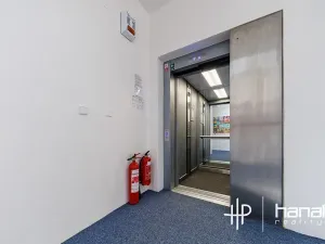 Pronájem kanceláře, Olomouc, Karolíny Světlé, 130 m2