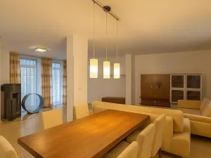 Pronájem rodinného domu, Praha, 145 m2