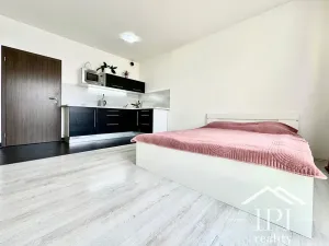 Prodej bytu 1+kk, Praha - Střížkov, Makedonská, 32 m2