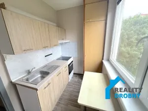 Pronájem bytu 1+1, Ústí nad Labem, Šrámkova, 34 m2