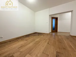 Pronájem bytu 3+kk, Hradec Králové, Pouchovská, 90 m2
