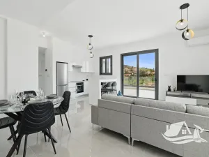 Prodej bytu 3+1, Lemesos, Kypr, 111 m2