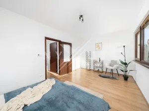 Prodej rodinného domu, Králův Dvůr, Větrná, 80 m2