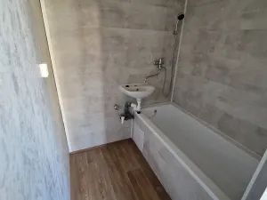 Pronájem bytu 2+1, Chomutov, Dřínovská, 64 m2