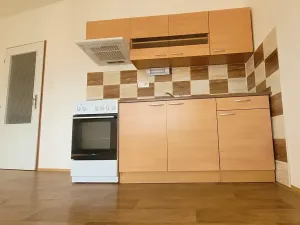 Pronájem bytu 1+kk, Ústí nad Labem, Hradiště, 39 m2
