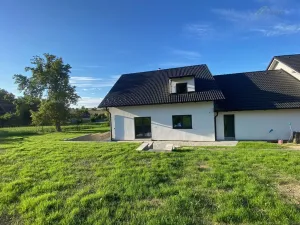 Pronájem rodinného domu, Všemyslice - Bohunice, 168 m2