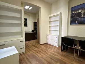 Prodej kanceláře, Karlovy Vary, I. P. Pavlova, 47 m2