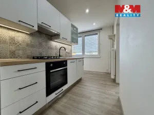 Prodej bytu 3+1, Klášterec nad Ohří, Na Vyhlídce, 66 m2