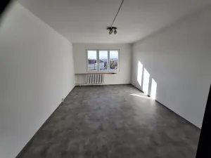 Prodej bytu 3+1, Cheb, Na Hradčanech, 76 m2