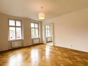 Pronájem bytu 3+1, Praha, 145 m2