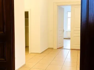 Pronájem bytu 3+1, Praha, 145 m2