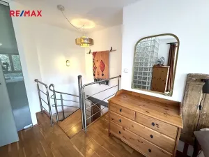 Pronájem bytu 2+kk, Praha - Smíchov, Hořejší nábřeží, 44 m2