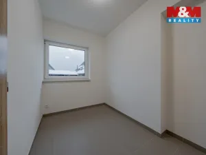 Pronájem skladu, Zubří, U Traktorky, 256 m2