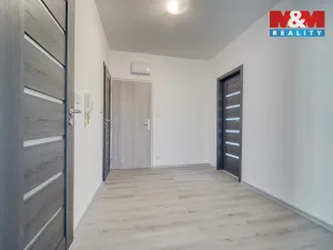 Prodej bytu 3+1, Mariánské Lázně - Úšovice, Hroznatova, 64 m2