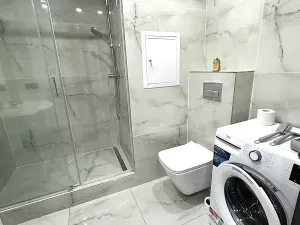 Pronájem bytu 2+kk, Praha - Prosek, Vysočanská, 46 m2