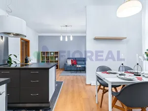 Prodej bytu 2+kk, Praha - Holešovice, U Uranie, 69 m2