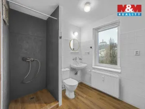 Pronájem bytu 1+1, Náchod, Raisova, 32 m2