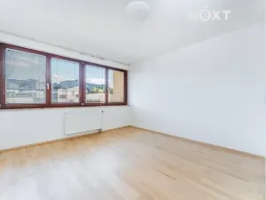 Pronájem bytu 3+kk, Praha - Vysočany, Podnádražní, 100 m2