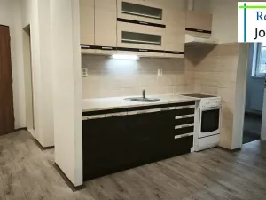 Pronájem bytu 2+kk, Liberec, Česká, 55 m2