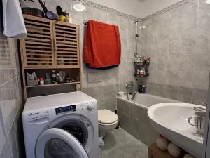 Pronájem bytu 1+kk, Praha - Žižkov, Orebitská, 32 m2