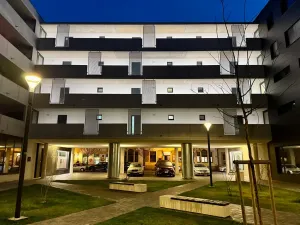 Pronájem bytu 3+kk, Pardubice, Smilova, 89 m2