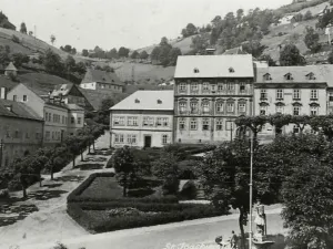 Prodej bytu 1+kk, Jáchymov, náměstí Republiky, 38 m2