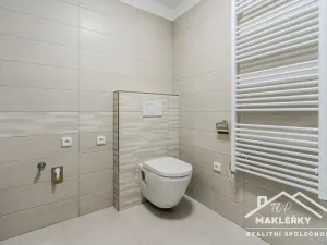 Pronájem bytu 1+kk, Uhlířské Janovice, Hrnčířská, 30 m2