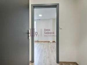 Pronájem bytu 2+kk, Jindřichův Hradec, Miřiovského, 34 m2