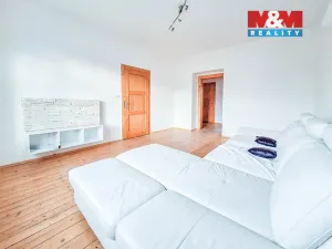 Prodej bytu 2+1, Teplice - Trnovany, Masarykova třída, 67 m2