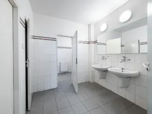 Pronájem kanceláře, Pardubice, Fáblovka, 216 m2