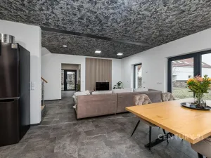 Prodej rodinného domu, Dobřany, 124 m2