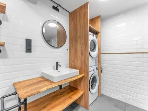 Pronájem bytu 2+kk, Praha - Vysočany, Kolbenova, 54 m2