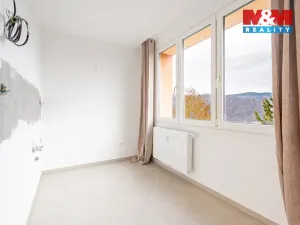Prodej bytu 2+1, Český Krumlov - Plešivec, Sídliště Plešivec, 57 m2