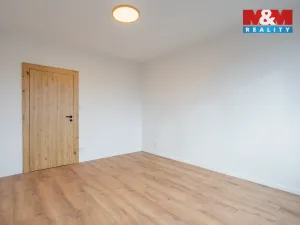 Prodej bytu 2+1, Český Krumlov - Plešivec, Sídliště Plešivec, 57 m2