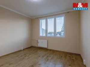 Prodej bytu 1+1, Klatovy - Klatovy III, Pod Hůrkou, 36 m2