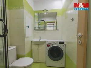 Prodej bytu 1+1, Klatovy - Klatovy III, Pod Hůrkou, 36 m2