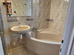 Pronájem bytu 2+1, Praha, Kladenská, 82 m2