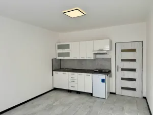 Pronájem bytu 1+kk, Příbram, Ve Dvoře, 24 m2