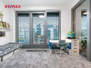 Pronájem bytu 2+kk, Praha - Libeň, Vojenova, 62 m2