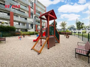 Pronájem bytu 2+kk, Praha - Libeň, Vojenova, 62 m2