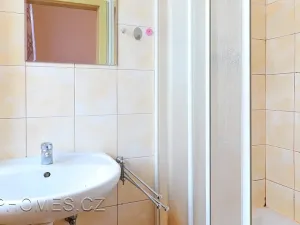 Pronájem bytu 1+1, Praha - Smíchov, Kováků, 36 m2