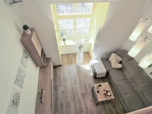 Pronájem bytu 1+1, Praha - Karlín, Vítkova, 43 m2